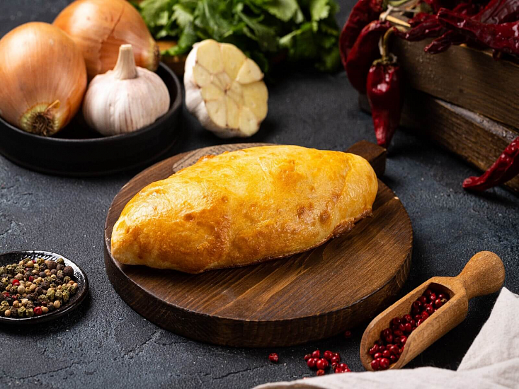 Пирожок с мясом