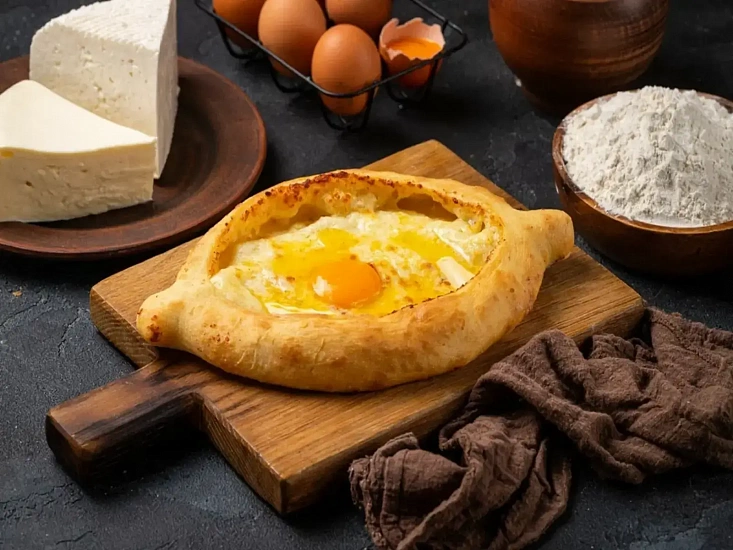 Хачапури по-аджарски 